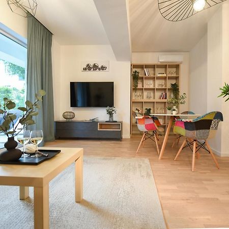 בוקרשט Vacation Feel - 2Br Apartment With Terrace & Private Parking In Baneasa מראה חיצוני תמונה
